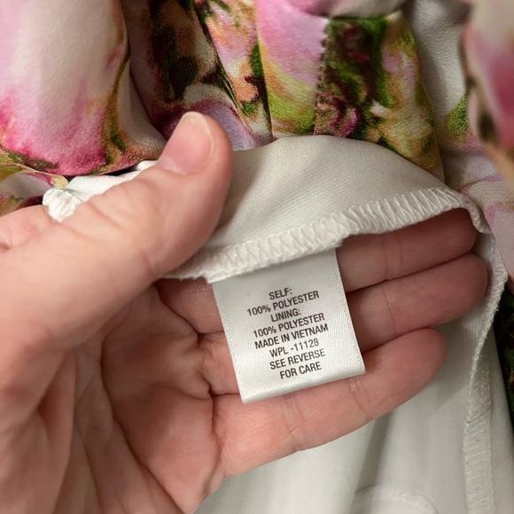 Dressbarn Signature Ella 18W Floral Dress - Picture 4 of 5